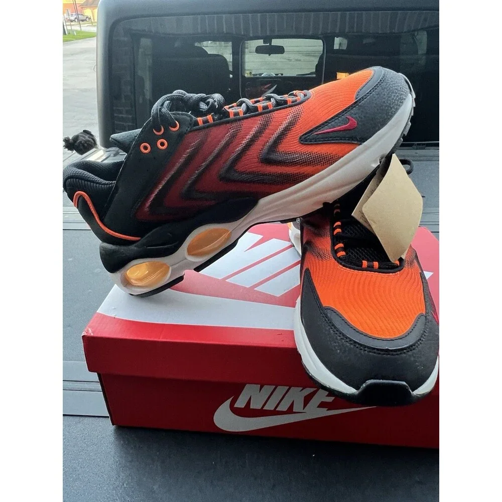 New Nike Air Max TW SE Total Orange Black Size 9.5 Mens Sneakers Retro Shoes